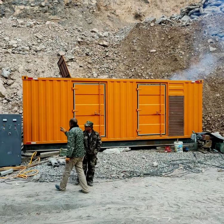 老边如何选择适合自己的 800KW 柴油发电机组？