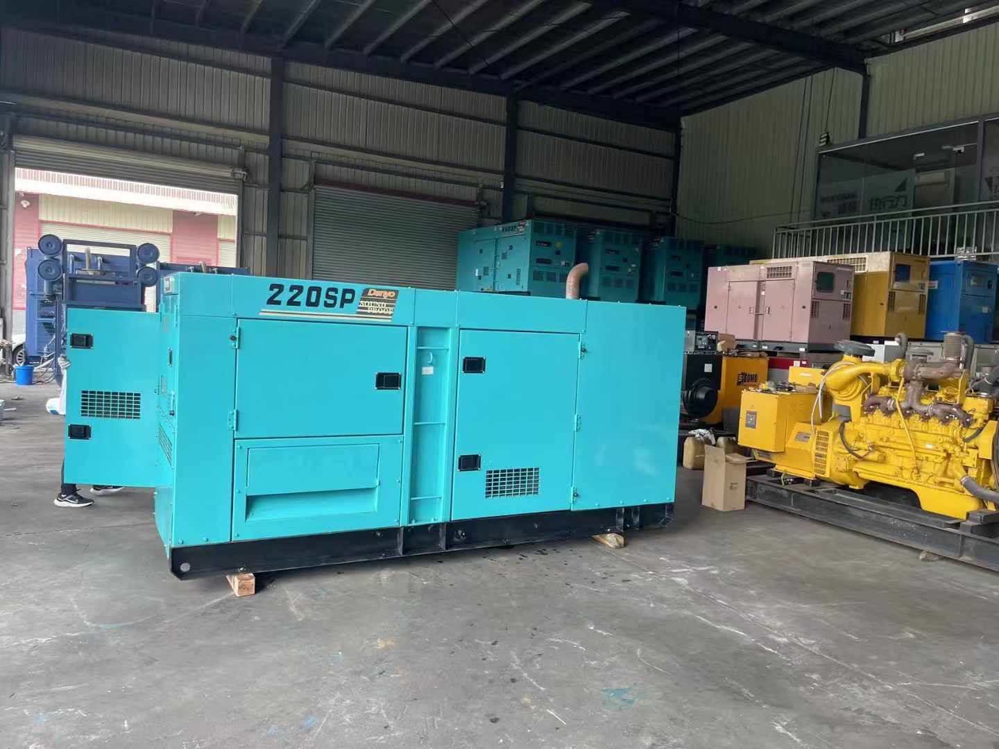 老边800kW 柴油发电机的输出电流波动范围是多少?